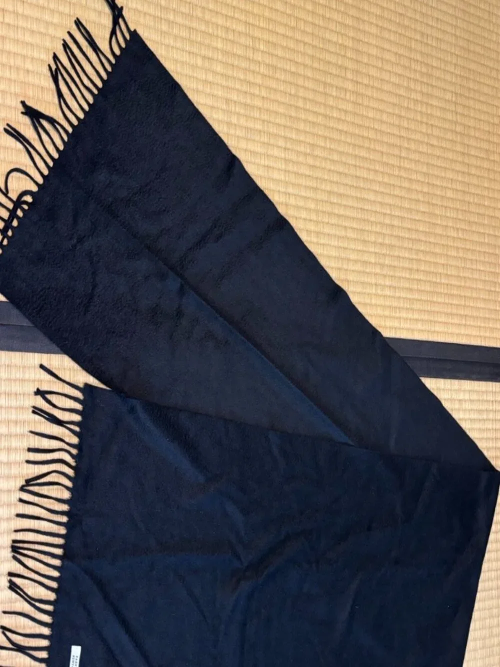 Barneys New York 100% Cashmere Navy Scarf Men’s